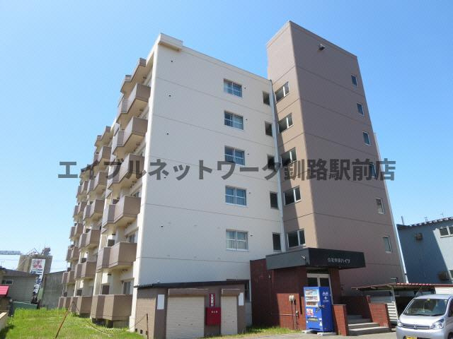 仲浜ハイツの外観