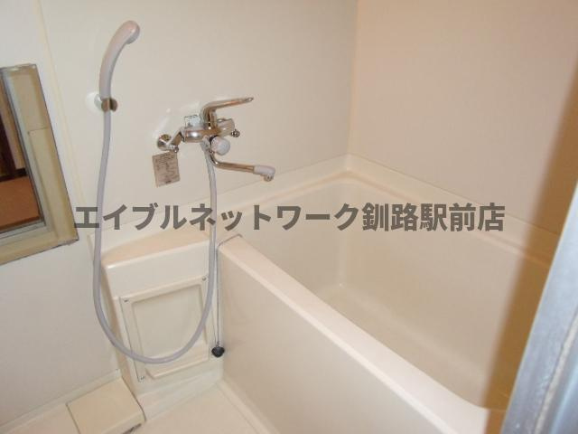 仲浜ハイツの浴室