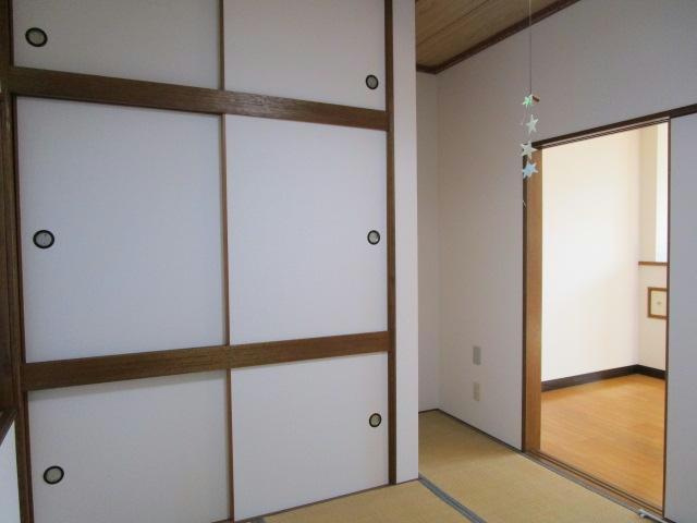 ファイブヤード川北の居間・リビング