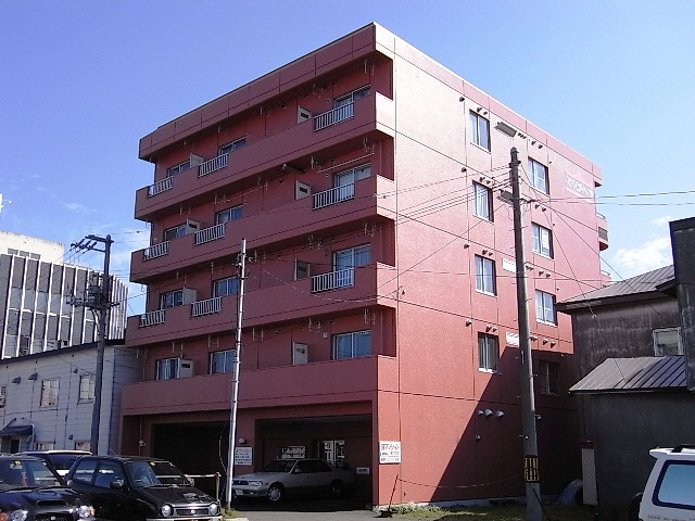 セントラルハイツ（川上町）の外観