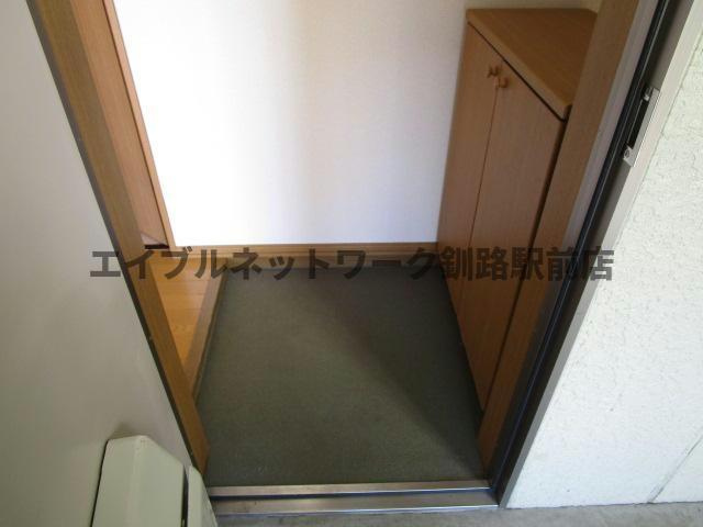 アミスタッド川端の玄関