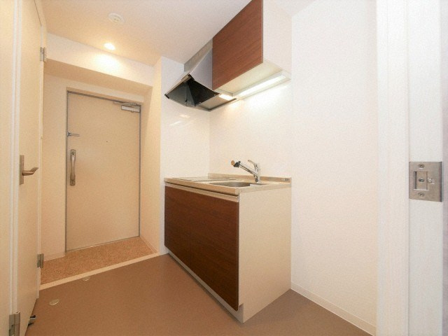 グランドゥール九条のキッチン