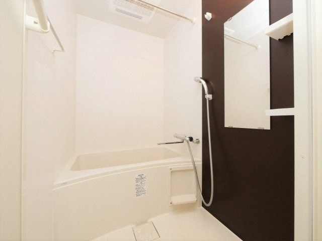 グランドゥール九条の浴室