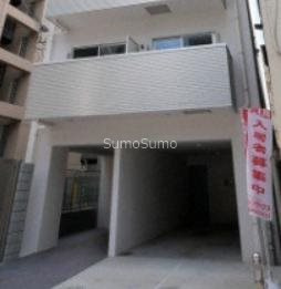 グランドゥール九条の外観