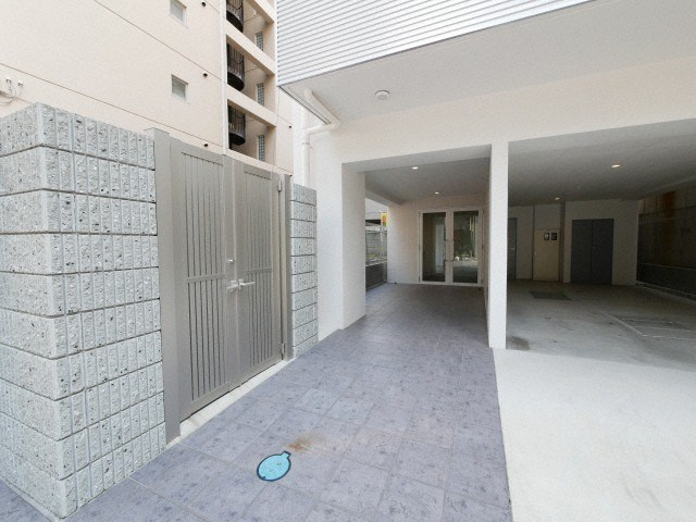 グランドゥール九条の外観