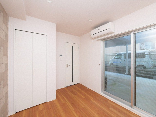 グランドゥール九条の寝室