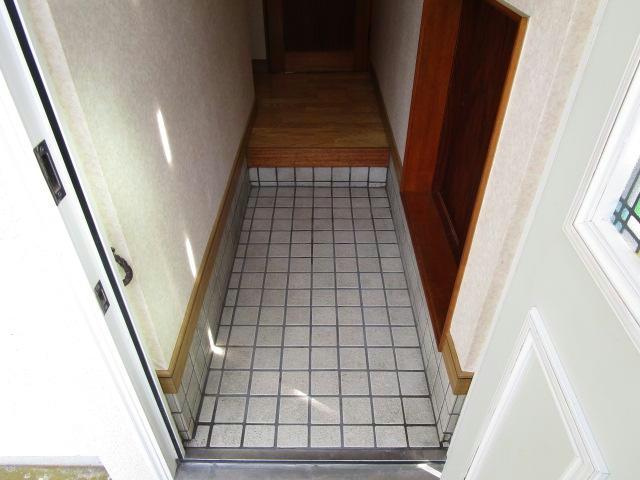 メゾン暁の玄関