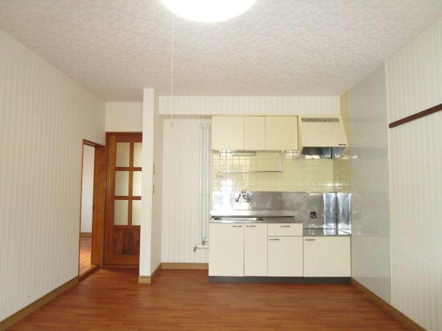 メゾン暁の居間・リビング