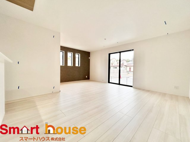 相模原市南区磯部　建売変更の玄関