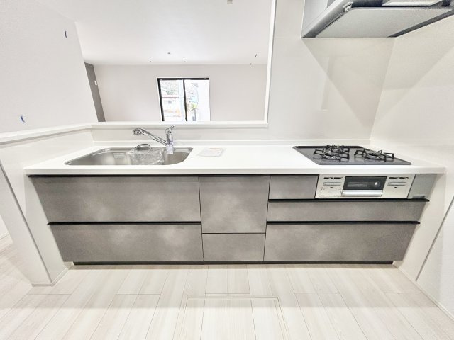 相模原市南区磯部　建売変更の居間・リビング