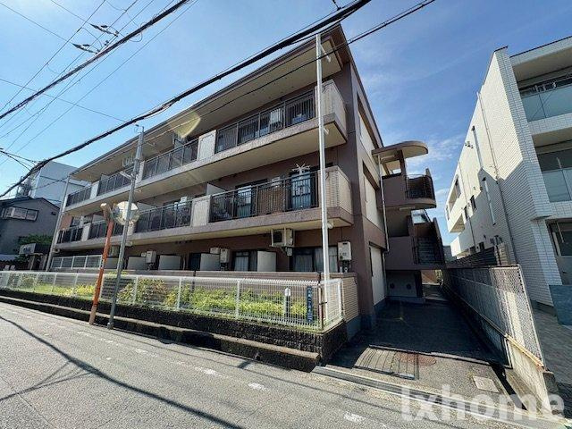 サンピア南茨木の外観|外観は落ち着いています