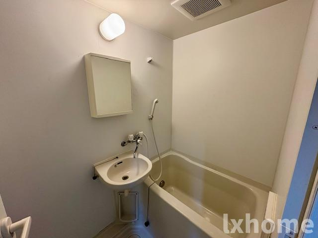 サンピア南茨木の浴室|落ち着いた空間のお風呂です