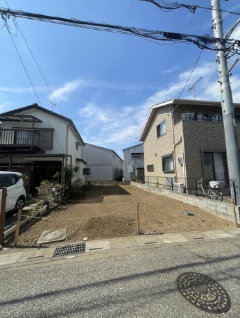 敷地面積30.25坪　売地　川越市大塚新町の前面道路含む現地写真|南東側５ｍ公道、６ｍの接道で、お車の出し入れもラクラクです♪