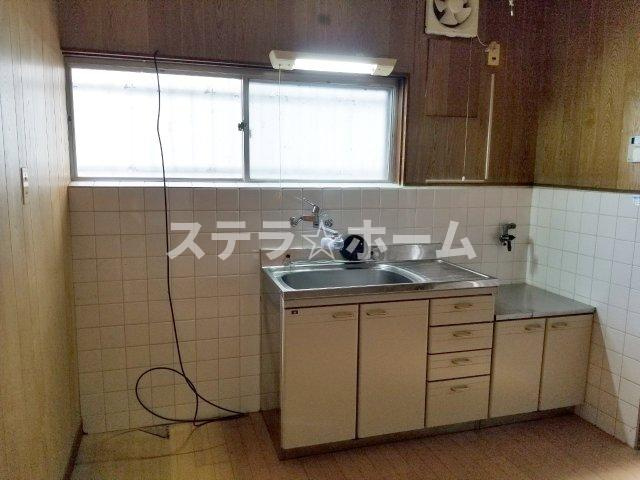 今津南3 中古戸建のキッチン|お料理しやすいキッチンです