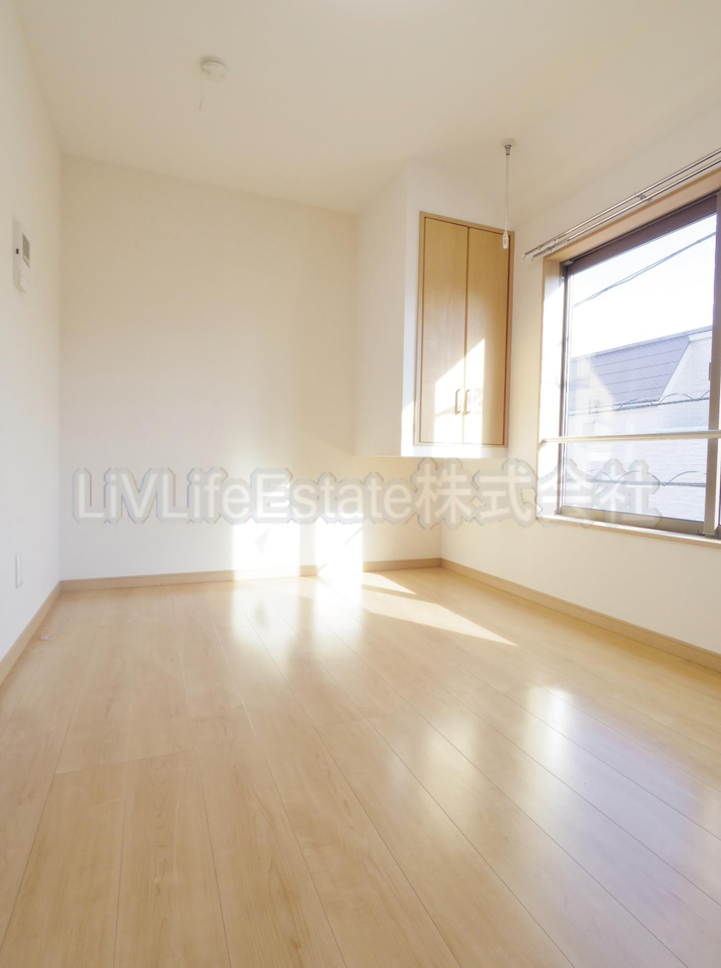 コンフォート柳沢の居間・リビング