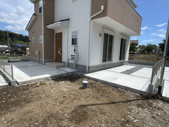 柏市増尾４丁目新築戸建【土小学校：6分】の駐車場|2号棟駐車スペース・2台駐車可