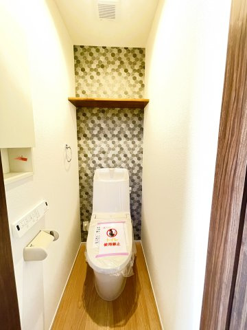 所沢新町新築戸建のトイレ|2階トイレ