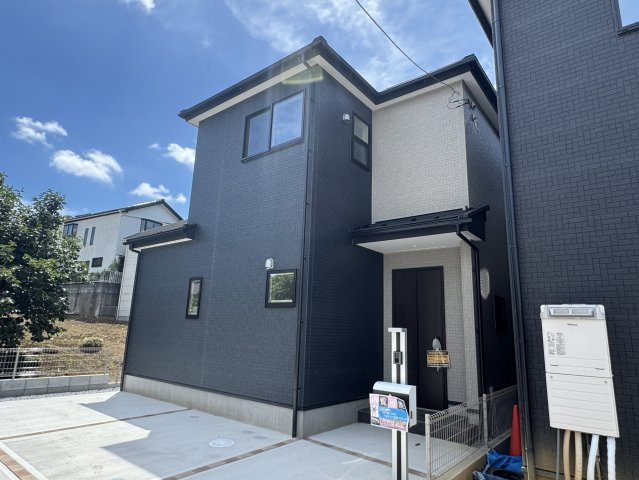 柏市増尾４丁目新築戸建【土小学校：6分】の外観|3号棟外観・完成済み内覧可能です！