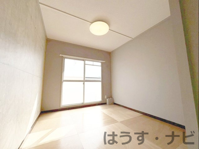 《オーナーチェンジ》多の津住宅団地5棟の洋室|洋室