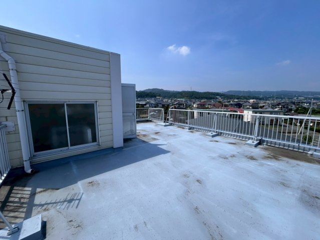 日立市　1棟マンションの駐車場