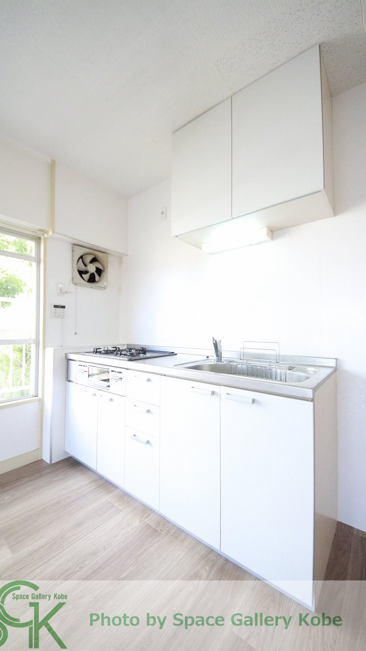 落合ハイツA棟のキッチン|※お部屋により仕様が異なる場合があります※