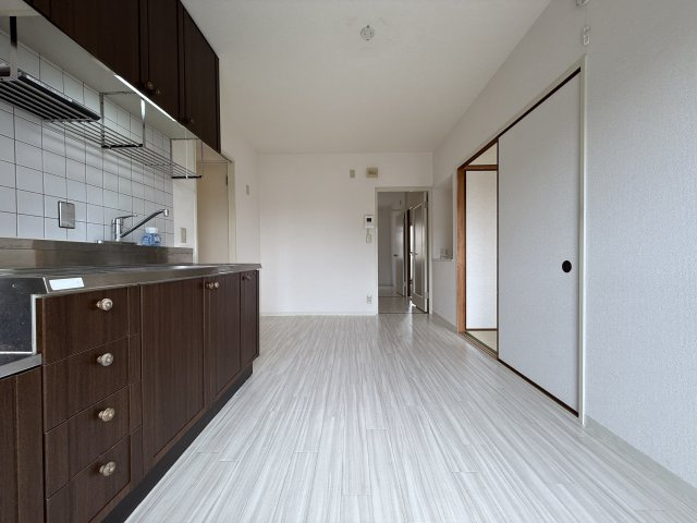 パストラル菅原Ⅱの居間・リビング