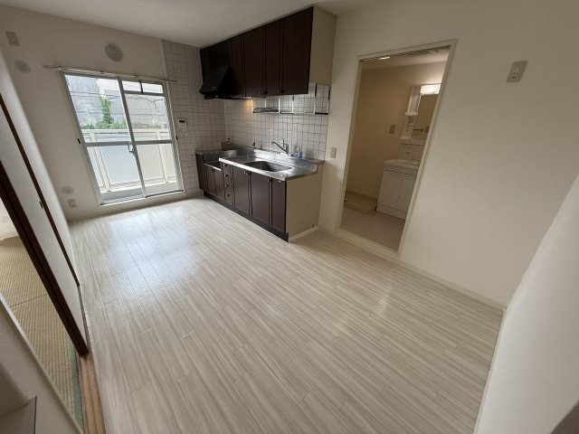 パストラル菅原Ⅱの居間・リビング