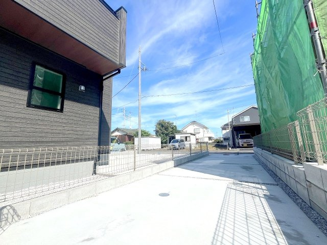 あきる野市牛沼の新築一戸建の駐車場