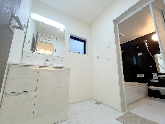 あきる野市牛沼の新築一戸建の独立洗面台