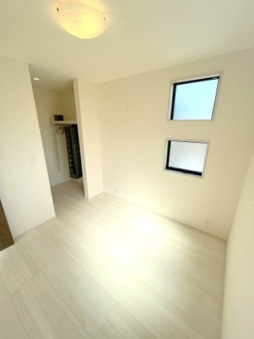 あきる野市牛沼の新築一戸建の洋室