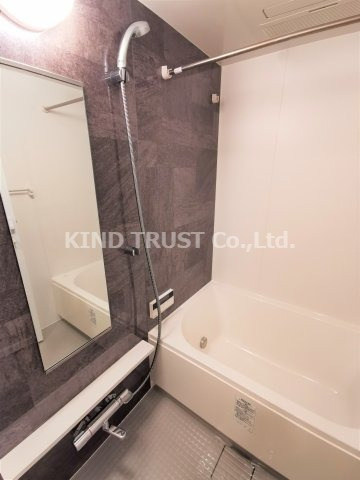 ザ・パークハビオ天満橋の浴室|コンパクトで使いやすいお風呂です