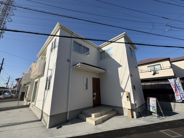 ハートフルタウン 宇都宮市御幸本町の外観|〇ラスト1邸〇
長期優良住宅は耐震性、省エネルギー性能に優れ長く安全で快適な暮らしを叶えます。家計に優しい都市ガスエリア、ドラックストア、コンビニも徒歩15分圏内♪
※2026年1月撮影