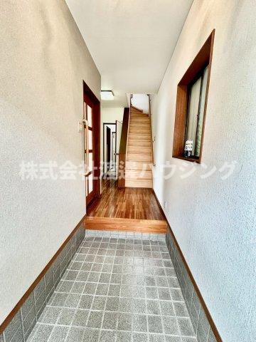 東阪田一戸建の玄関