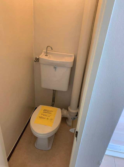 東武ハイライン世田谷　駅徒歩１分　高層階　バストイレ別のトイレ