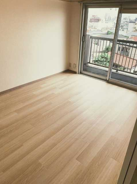 東武ハイライン世田谷　駅徒歩１分　高層階　バストイレ別の居間・リビング