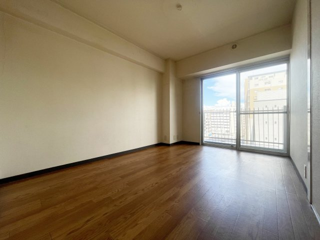 茨木グランドハイツの洋室|バルコニーに面した洋室6帖