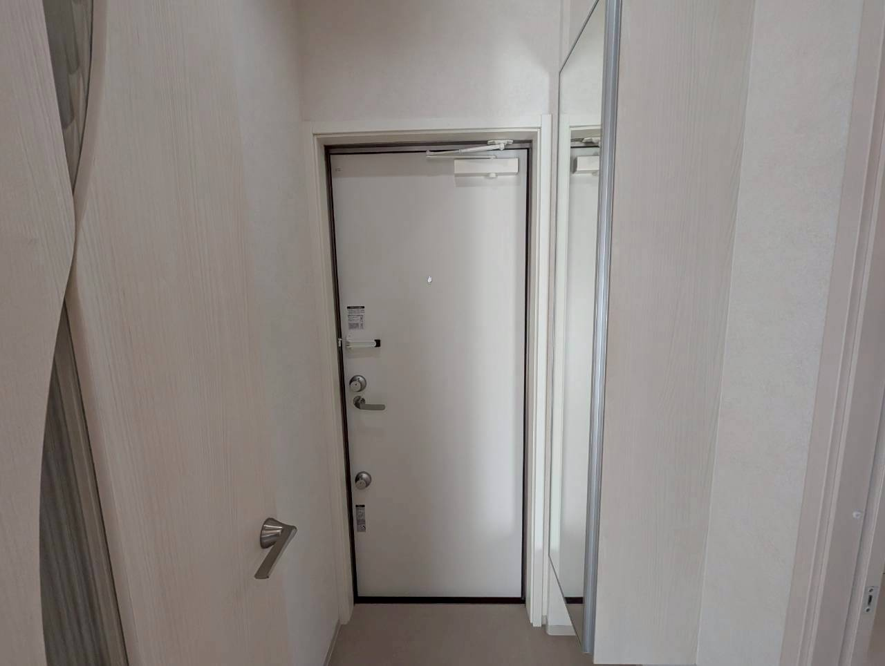 グランメリー池田木部の玄関