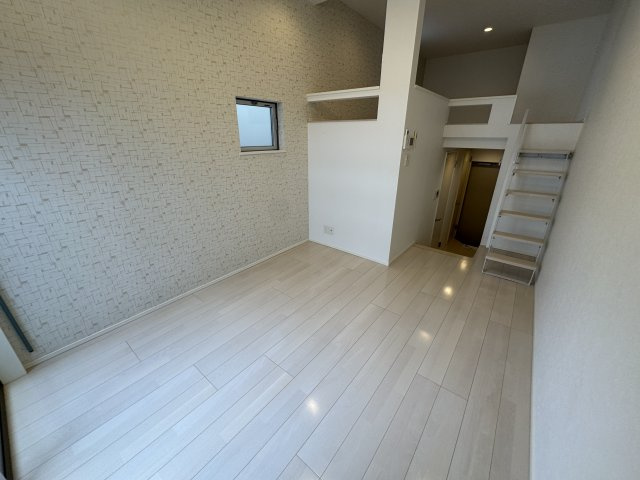 IMPERIAL RESIDENCE 八王寺の居間・リビング