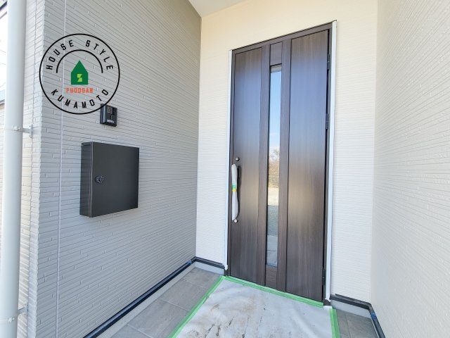 合志市合生第4-1棟（1号棟）　の外観：施工例|おでかけの時も帰った時も、「我が家」を最初に感じでもらえる素敵な空間に。