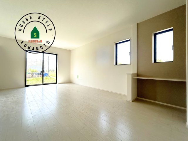 菊池郡大津町大字森第1-3棟（10号棟）　の内観：施工例|多くの時間を過すことになるリビングだからこそ、いつも穏やかな空間・解放感が味わえ毎日が充実します。