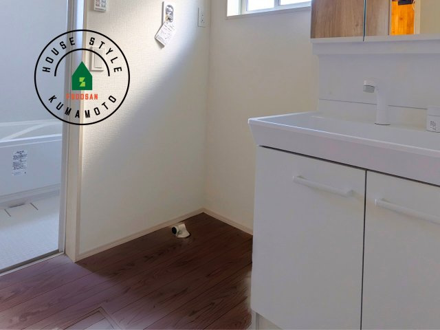 菊池郡大津町大字森第1-3棟（11号棟）　の内観：施工例|ランドリースペースとなります。広々して有効的にご使用できます。 