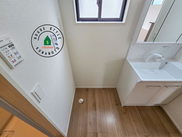 菊池郡大津町大字森第1-3棟（11号棟）　のランドリースペース|ランドリースペースとなります。広々して有効的にご使用できます。 