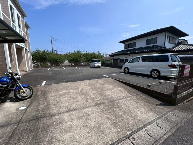 日立市　1棟アパートの駐車場