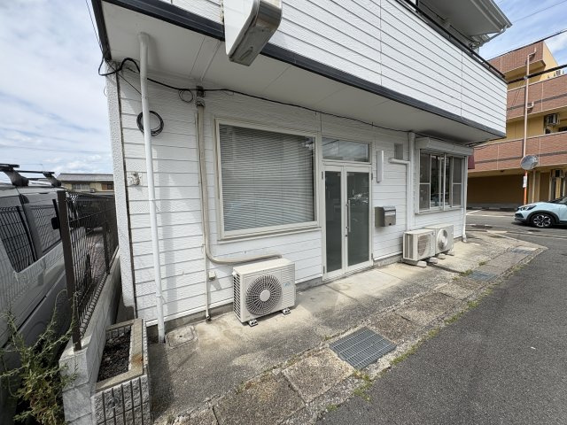 （店舗/事務所）モーニングテラス1Fのエントランス