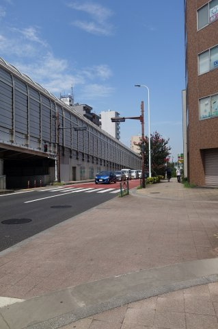 ファミール・コアメゾンの周辺