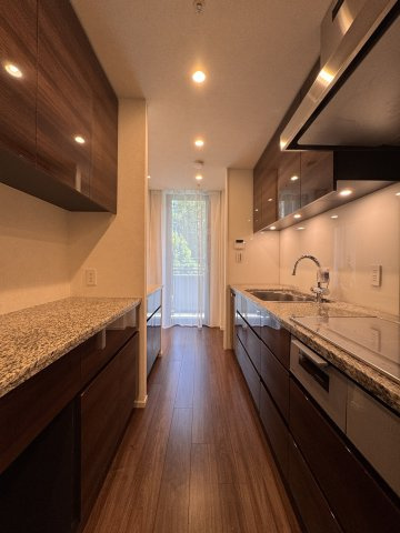 【キッチン】 | ★仲介手数料無料★PARK COURT六本木HILL TOP（会社の保養所等のご利用にご検討ください）