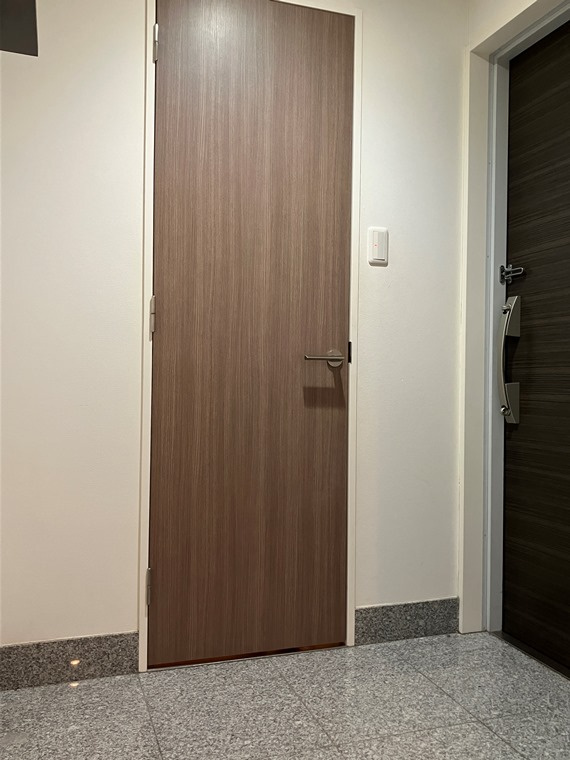 クレヴィア京王堀之内パークナードⅠ２番街の玄関