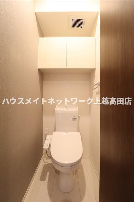 ＥＩＳＥＮ Ⅲのトイレ|温水洗浄暖房便座