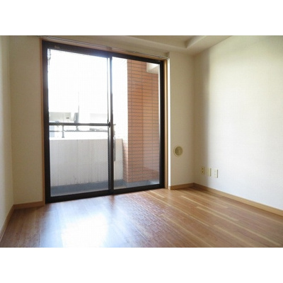 【居間・リビング】 | 西川ビル | 洋室①