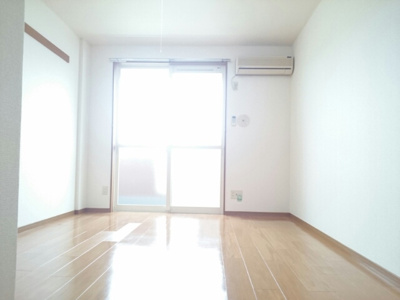 【居間・リビング】 | リブェール上野